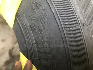 750R16 Stud