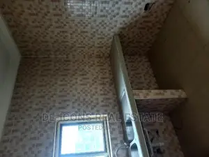 2bdrm Duplex in De-Icons Real Estate, Kasoa for rent