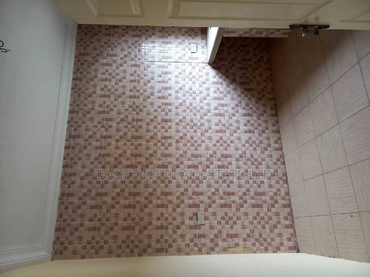 2bdrm Duplex in De-Icons Real Estate, Kasoa for rent