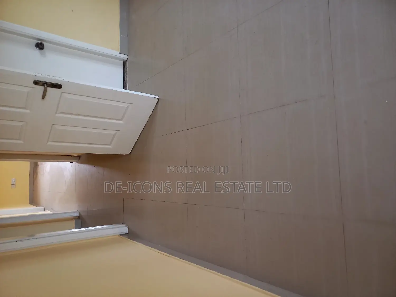 2bdrm Duplex in De-Icons Real Estate, Kasoa for rent