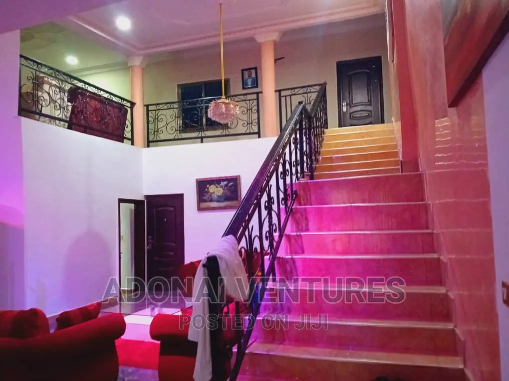 Furnished 7bdrm House in Atasomanso, Kumasi Metropolitan for sale