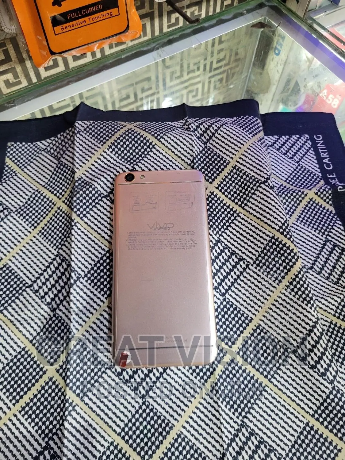 Vivo Y66i 32 GB Gold