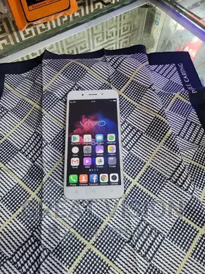 Vivo Y66i 32 GB Gold