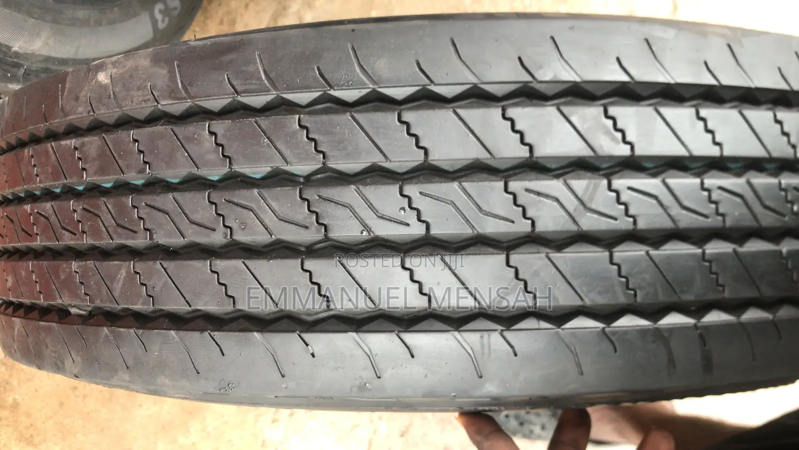 205/75r17.5 Continental