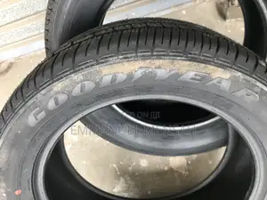 235/55r19 Goodyear