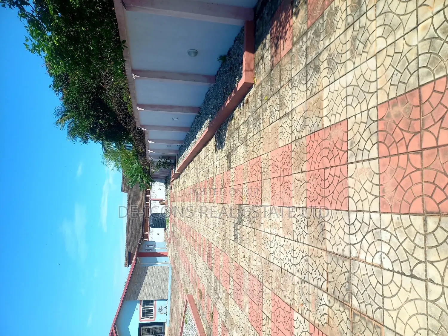 3bdrm Mansion in 3Bedrooms Self, Kasoa for rent