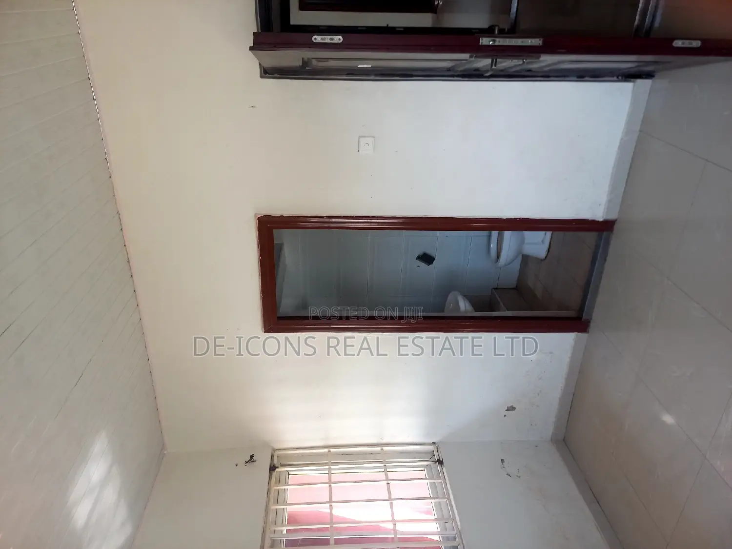 3bdrm Mansion in 3Bedrooms Self, Kasoa for rent