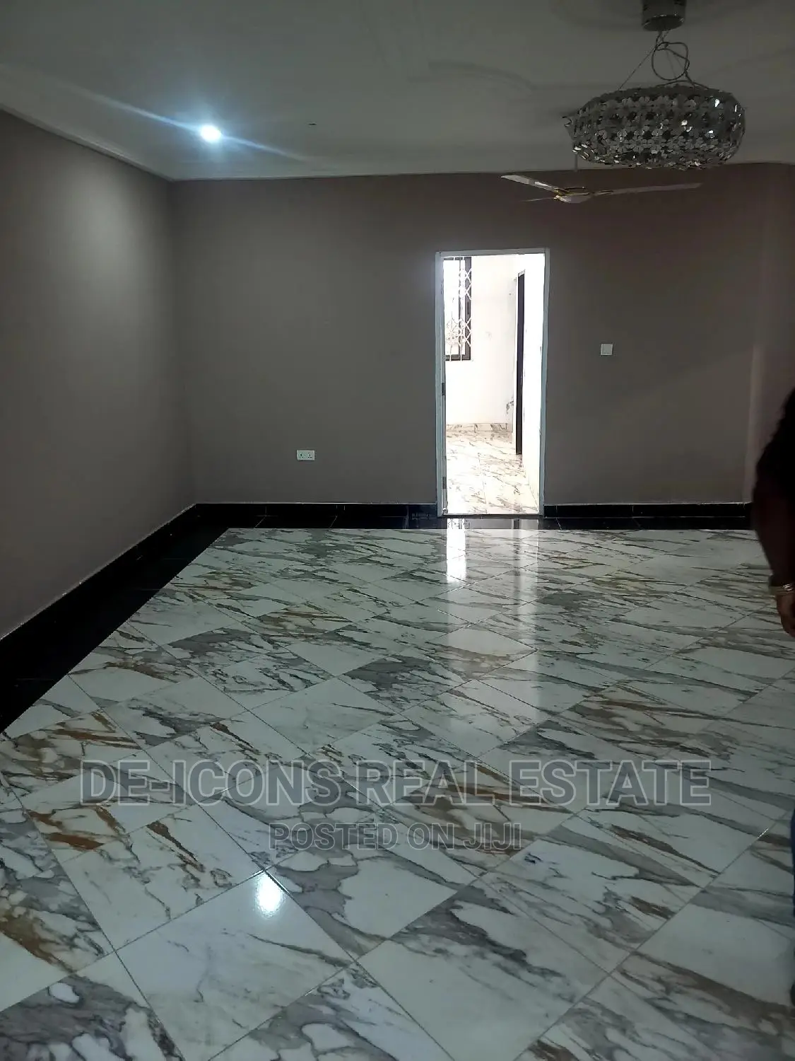 2bdrm Duplex in De-Icons Real Estate, Ga South Municipal for rent