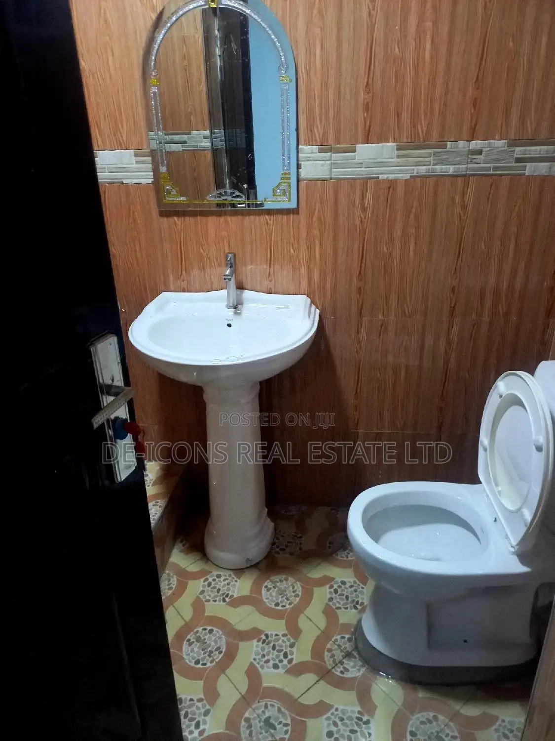 2bdrm Duplex in De-Icons Real Estate, Ga South Municipal for rent