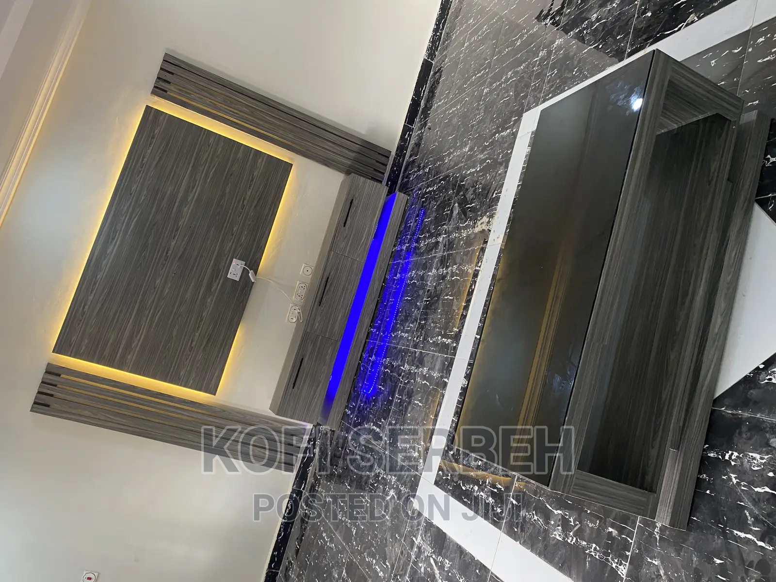 Led Tv Stand With Board N Panels