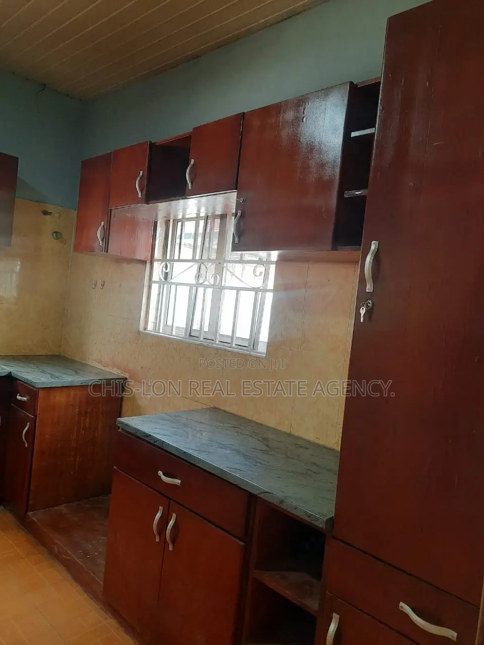 4bdrm House in Amasaman., Ga West Municipal for sale