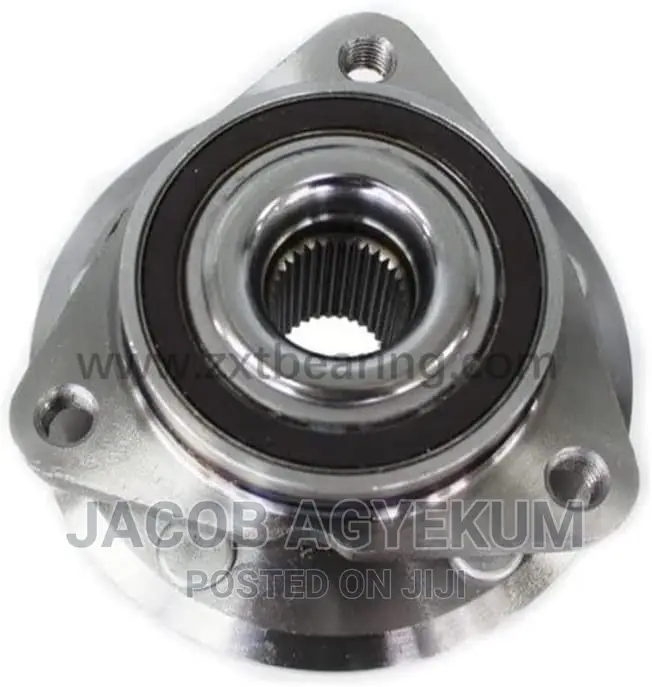 Toyota Land Cruiser V8 Front Hub 2014-2016