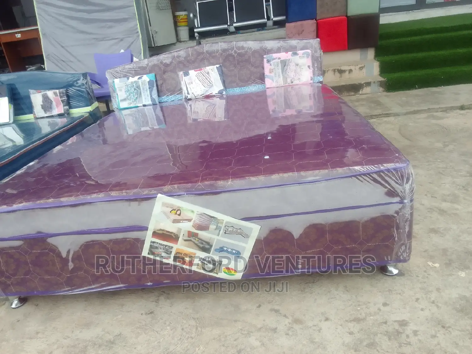 Queen Size Complete Bed