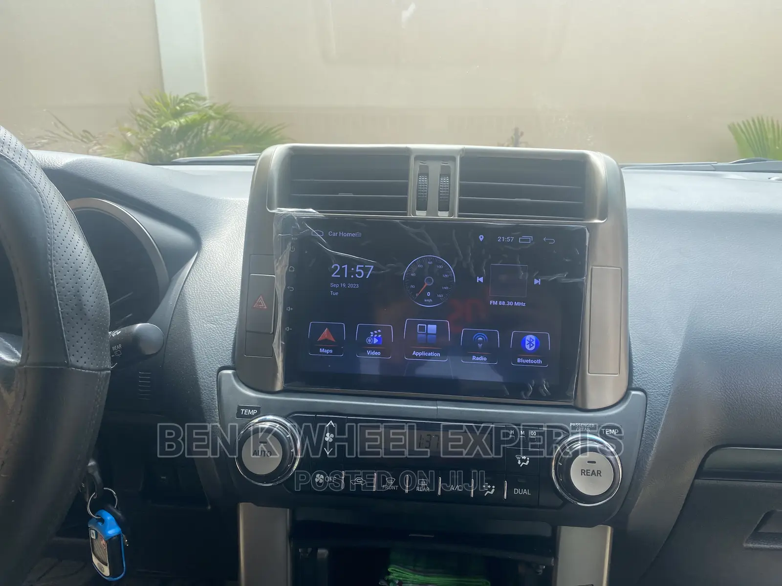 Android Screen Land Cruiser 2012.