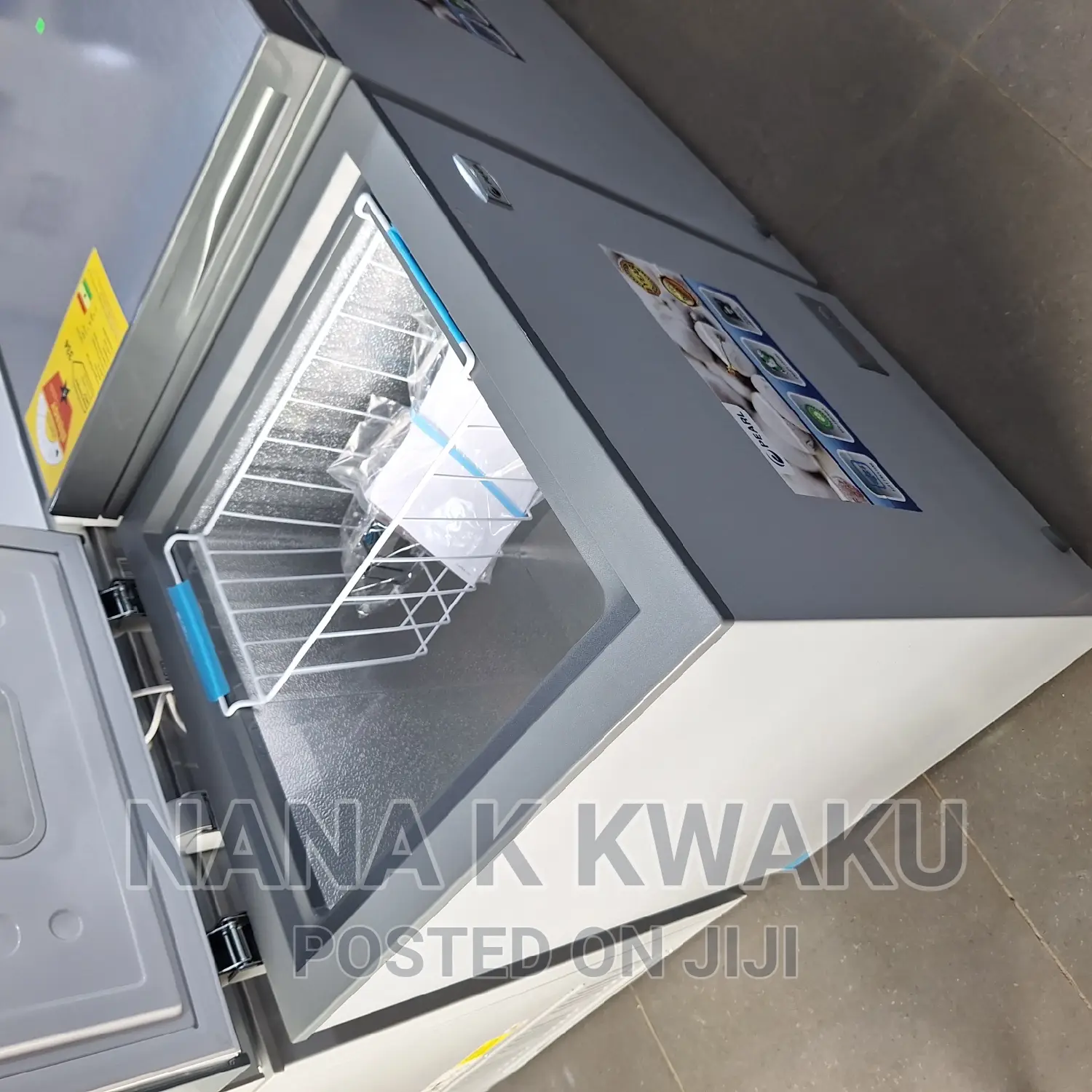 99litrs_chest Freezer Silver Pearl