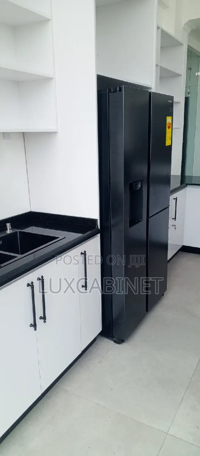 Modern Kitchen Cabinets