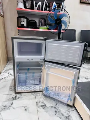 Mini but Might Table Top Double Door Pearl Fridge