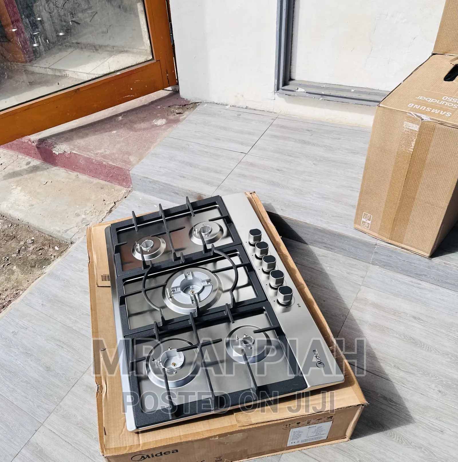Foreign Standard Midea 90G50ME 5 Gas Burner(Silver).
