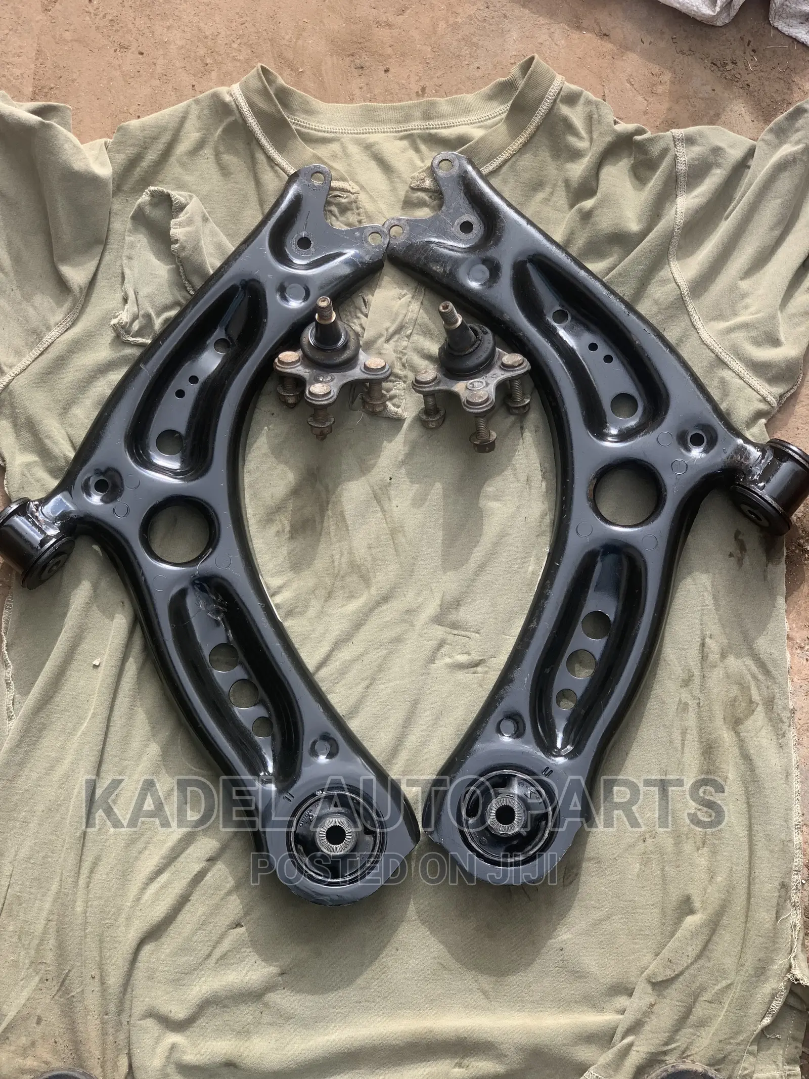Front Lower Arm for Golf-7 GTI. Golf-8 R. Leon 3 .