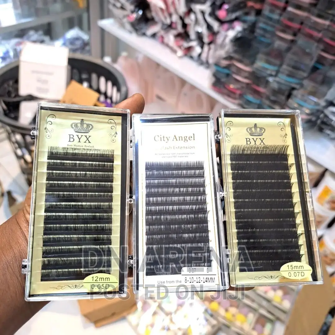 Hybrids Premade Volume Fan Lashes