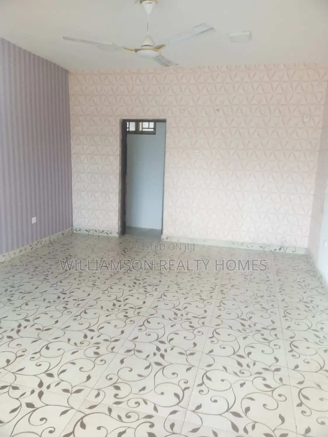Ground Floor Shop/Store/Office Space/Warehouse 4rent,Spintex