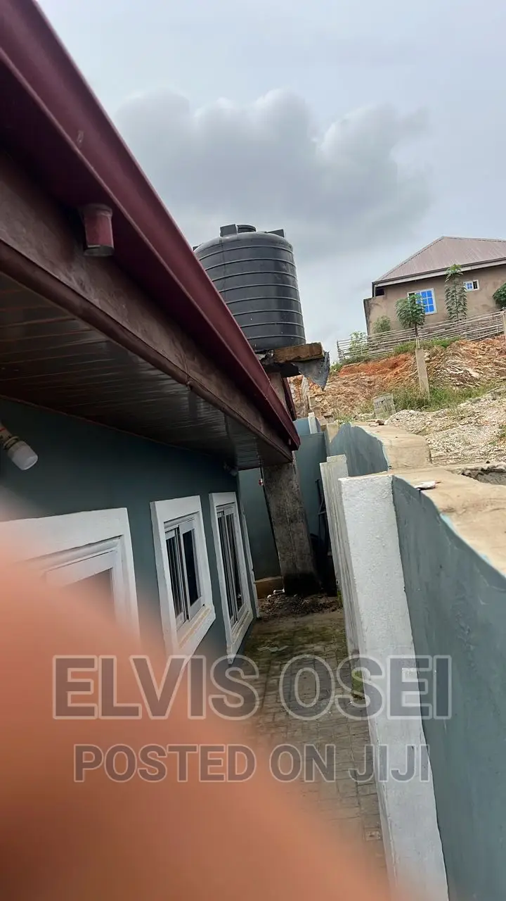 3bdrm House in Pokuase Franco for rent