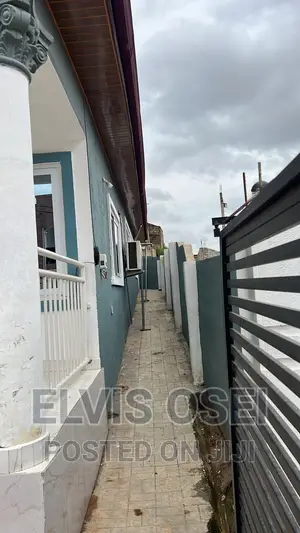 3bdrm House in Pokuase Franco for rent