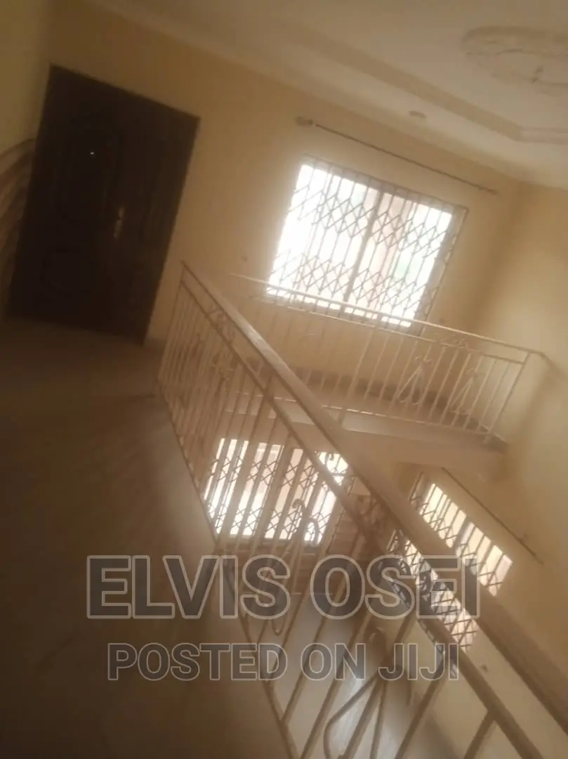 3bdrm Apartment in Ashorman Estate for rent