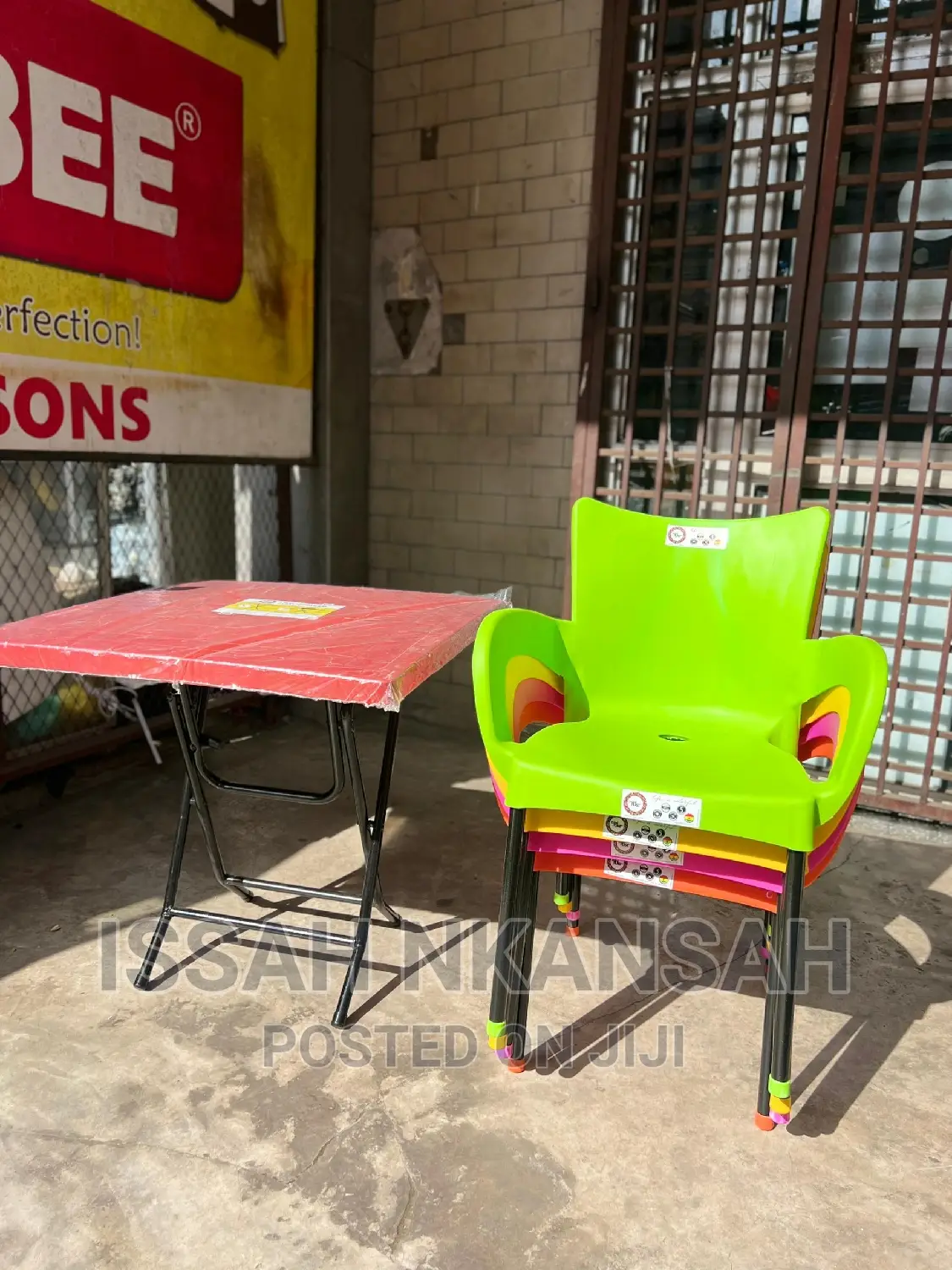 Iplastic Chair's