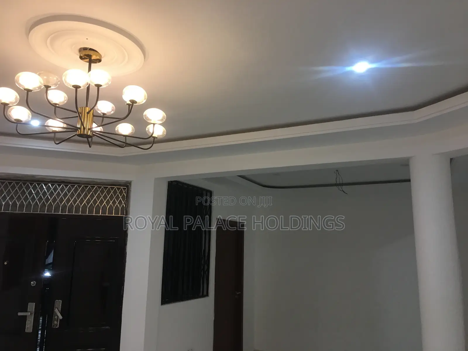 3bdrm Apartment in Close To American, East Legon for rent