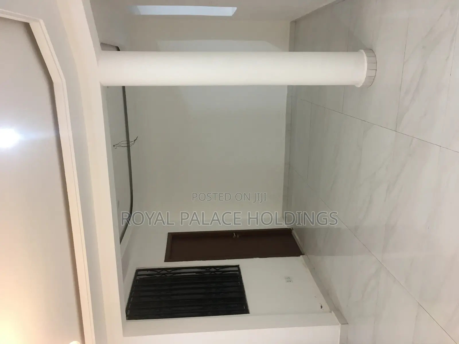 3bdrm Apartment in Close To American, East Legon for rent