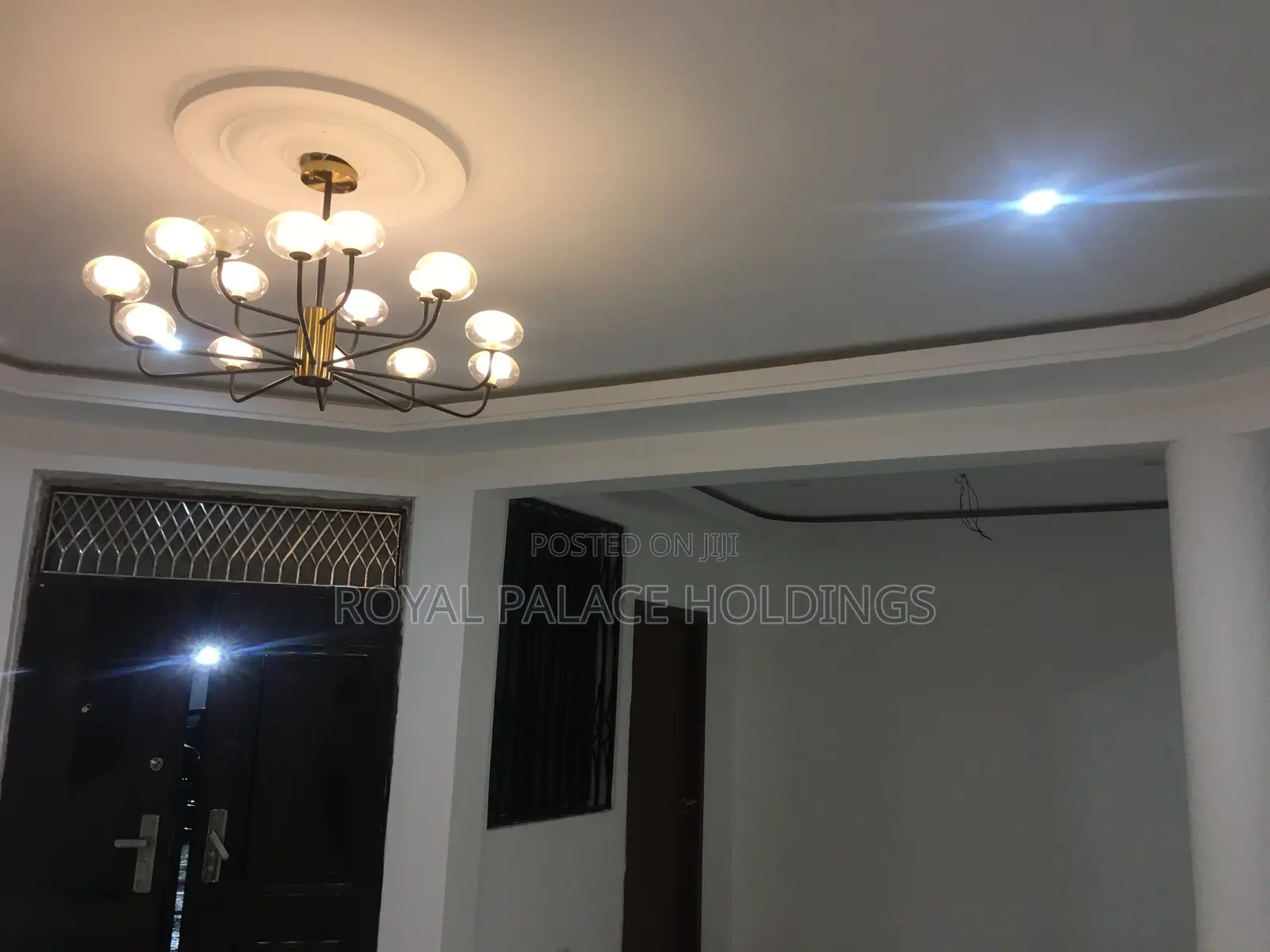 3bdrm Apartment in Close To American, East Legon for rent