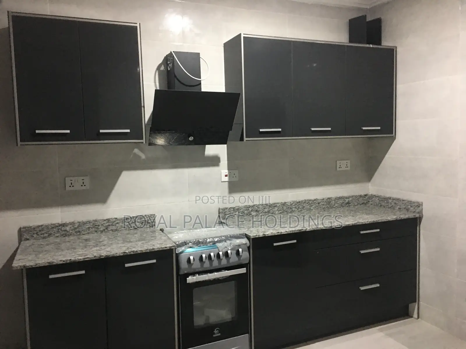 3bdrm Apartment in Close To American, East Legon for rent