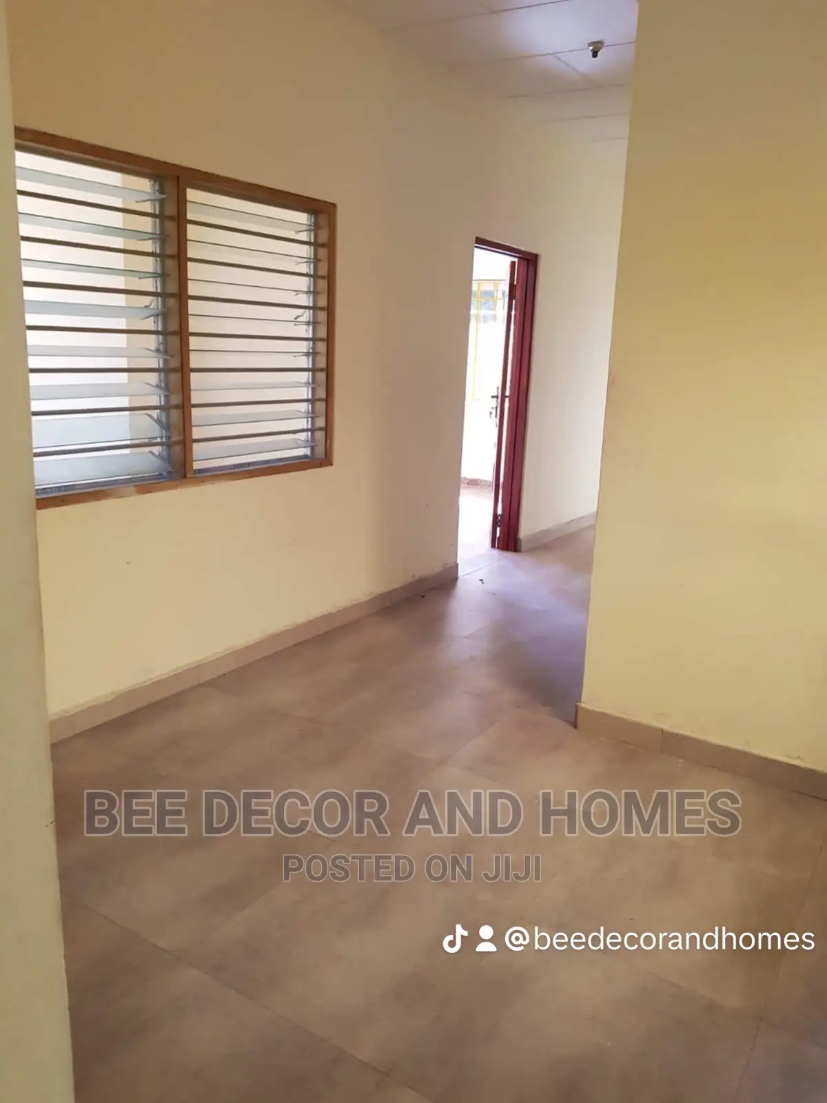 9bdrm House in Bee Decor And Homes, Adenta for sale
