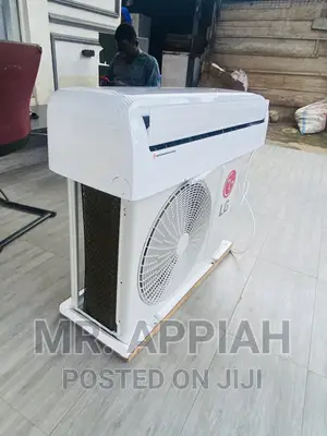 Auto-Cleaning LG 2.0hp Air Conditioner 
