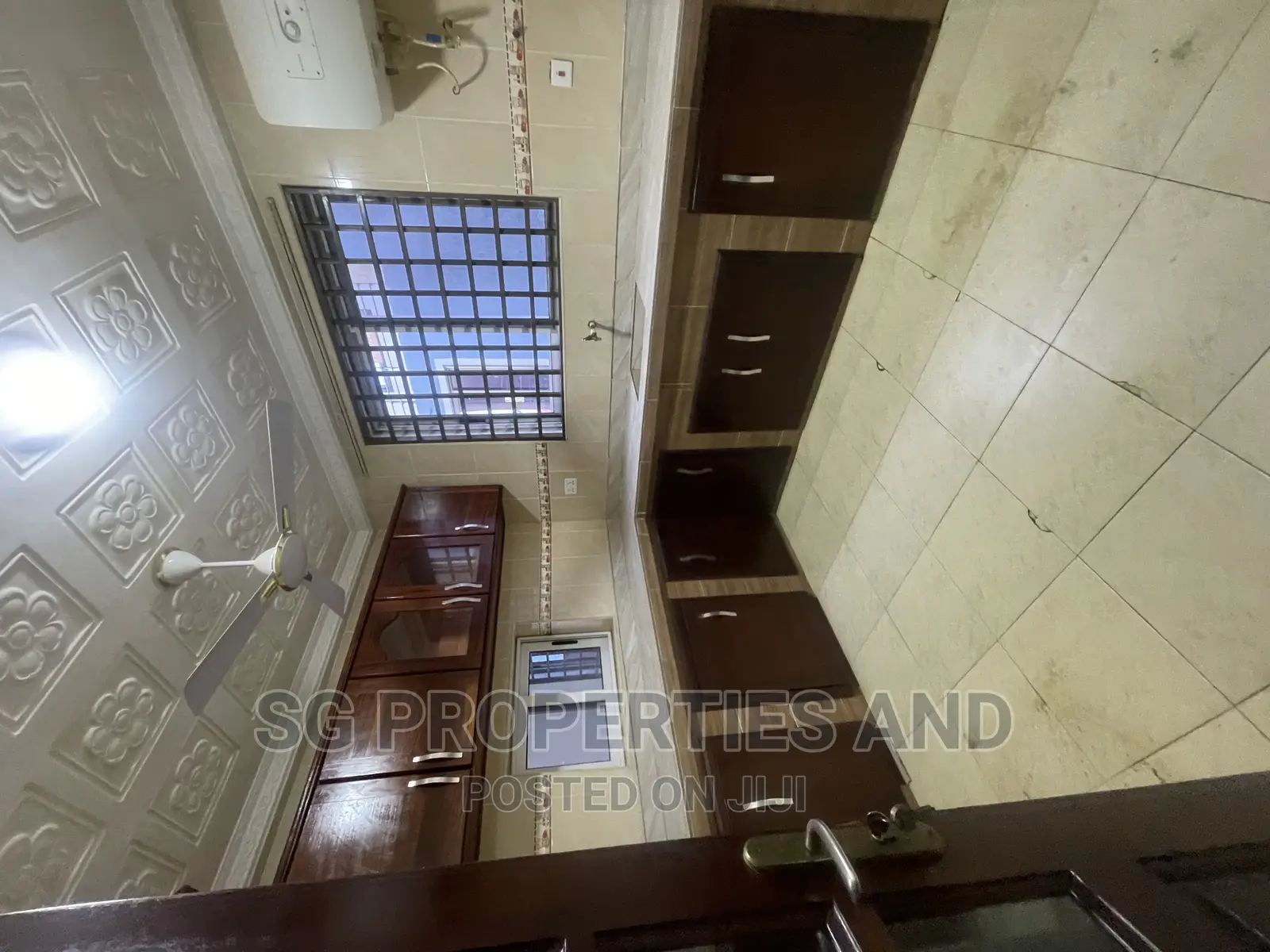 2bdrm Apartment in Lashibi, Spintex for rent