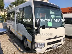 Coaster Buses for Airport Pickup