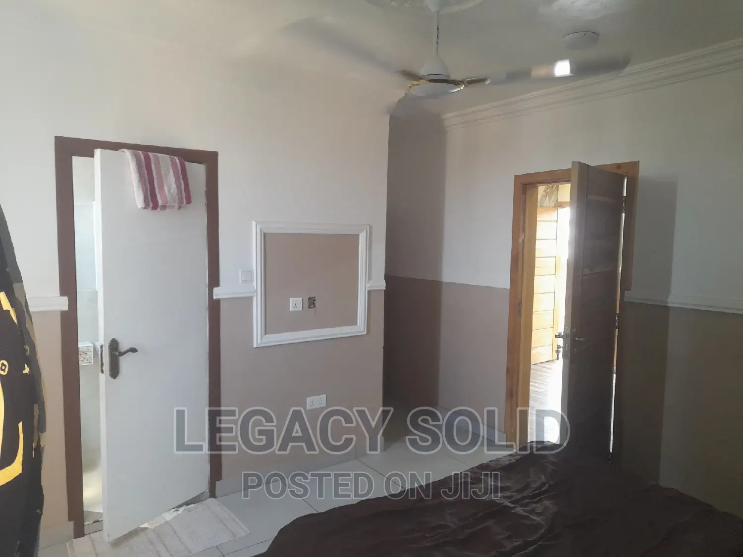 Fully Furnished Chamber Hall S/C