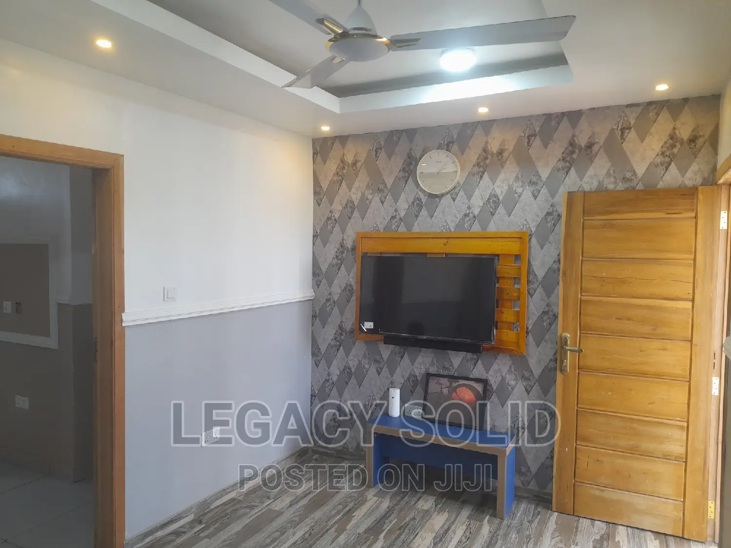 Fully Furnished Chamber Hall S/C