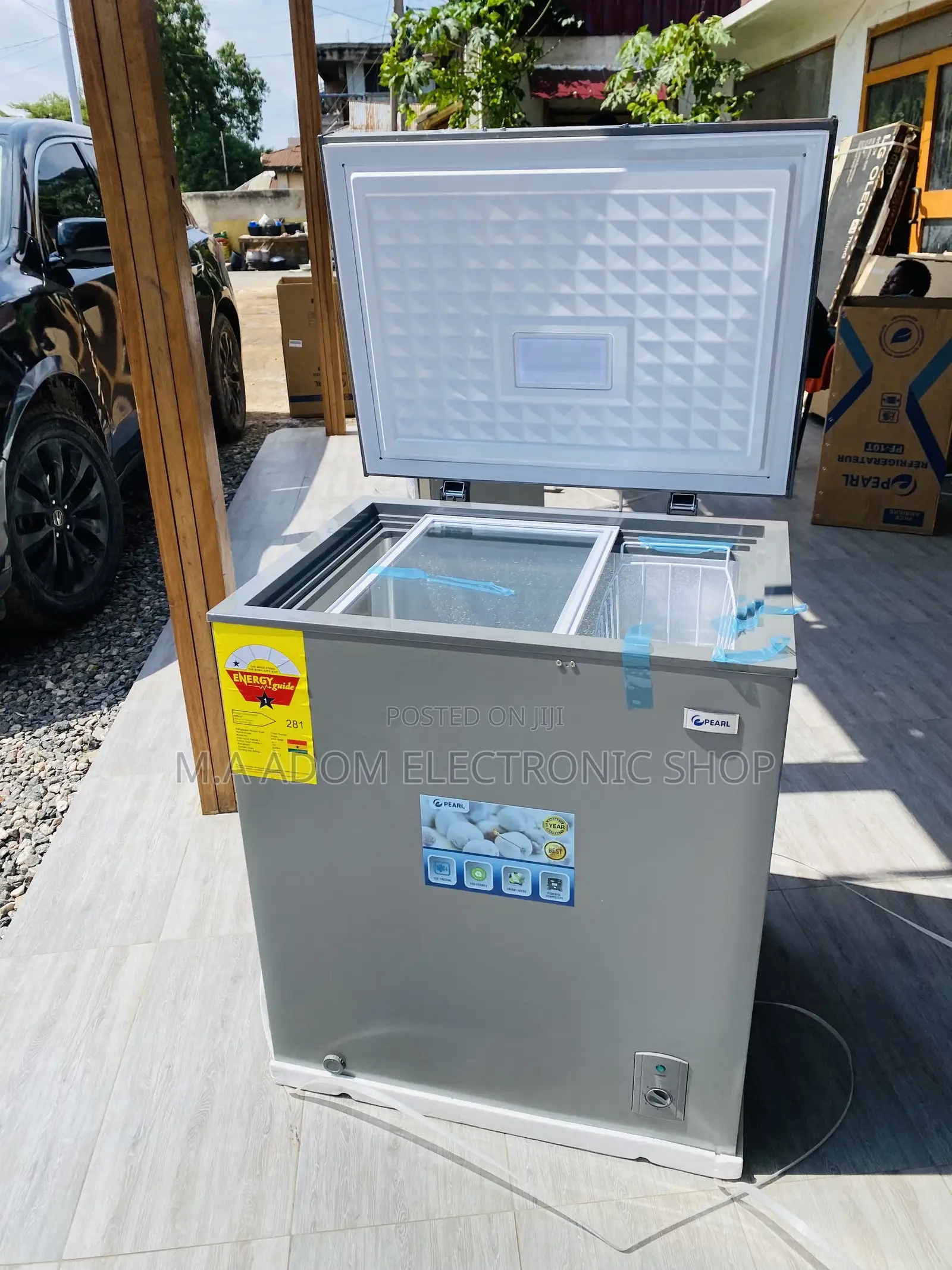 Energy Saving Pearl PCF- Single Door Chest Freezer,147l.