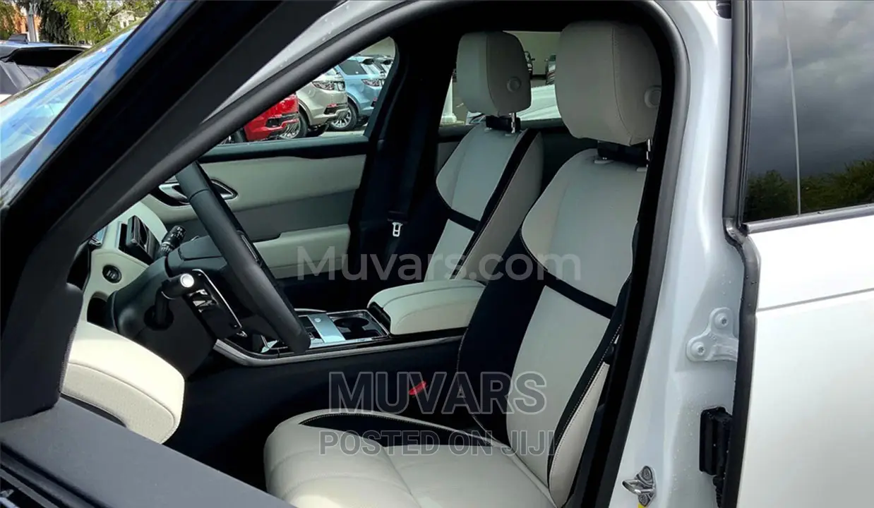 Car Rental, Range Rover Velar – 2022