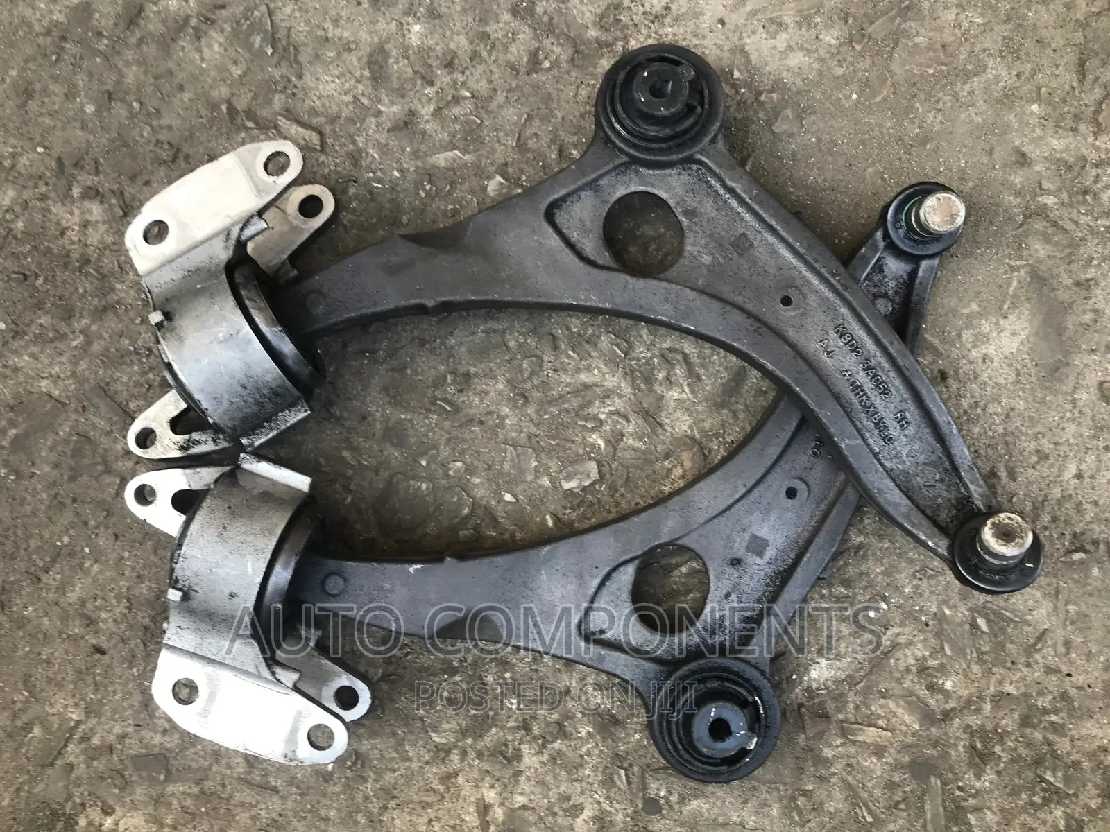 Range Rover (Evoque) 2020 Lower Arm