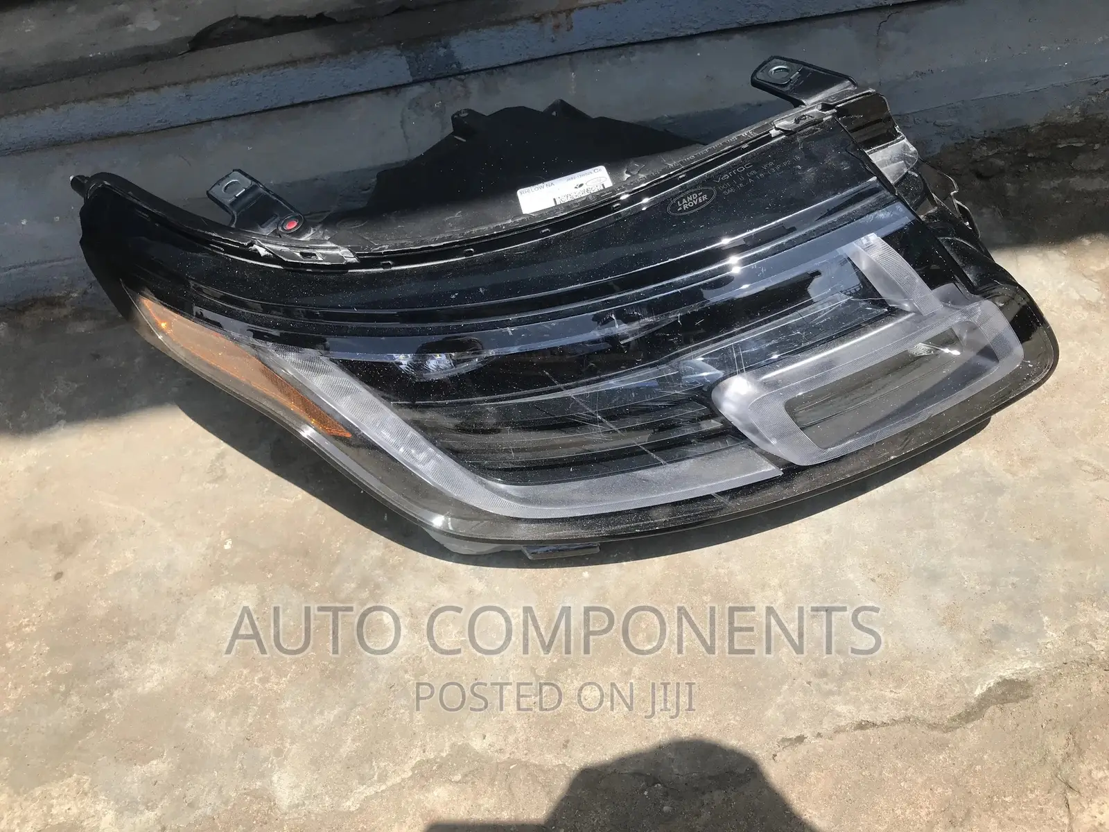 Range Rover ( Evoque) 2020 Head Light