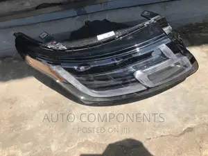 Range Rover ( Evoque) 2020 Head Light