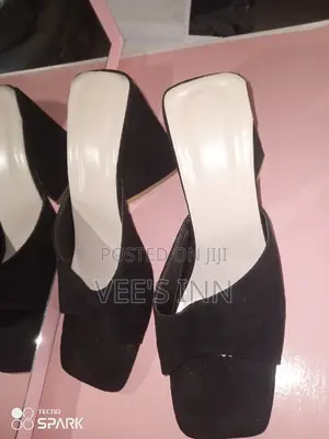 Ladies Slipper Heel