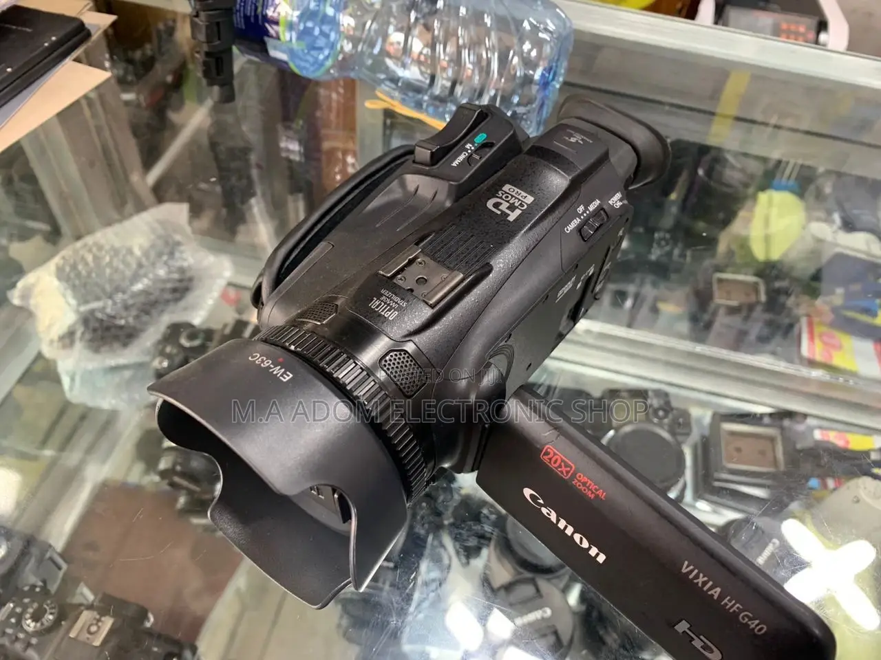 Enjoy Clear Shooting on Canon VIXIA HF G40 Full HD Camcorder