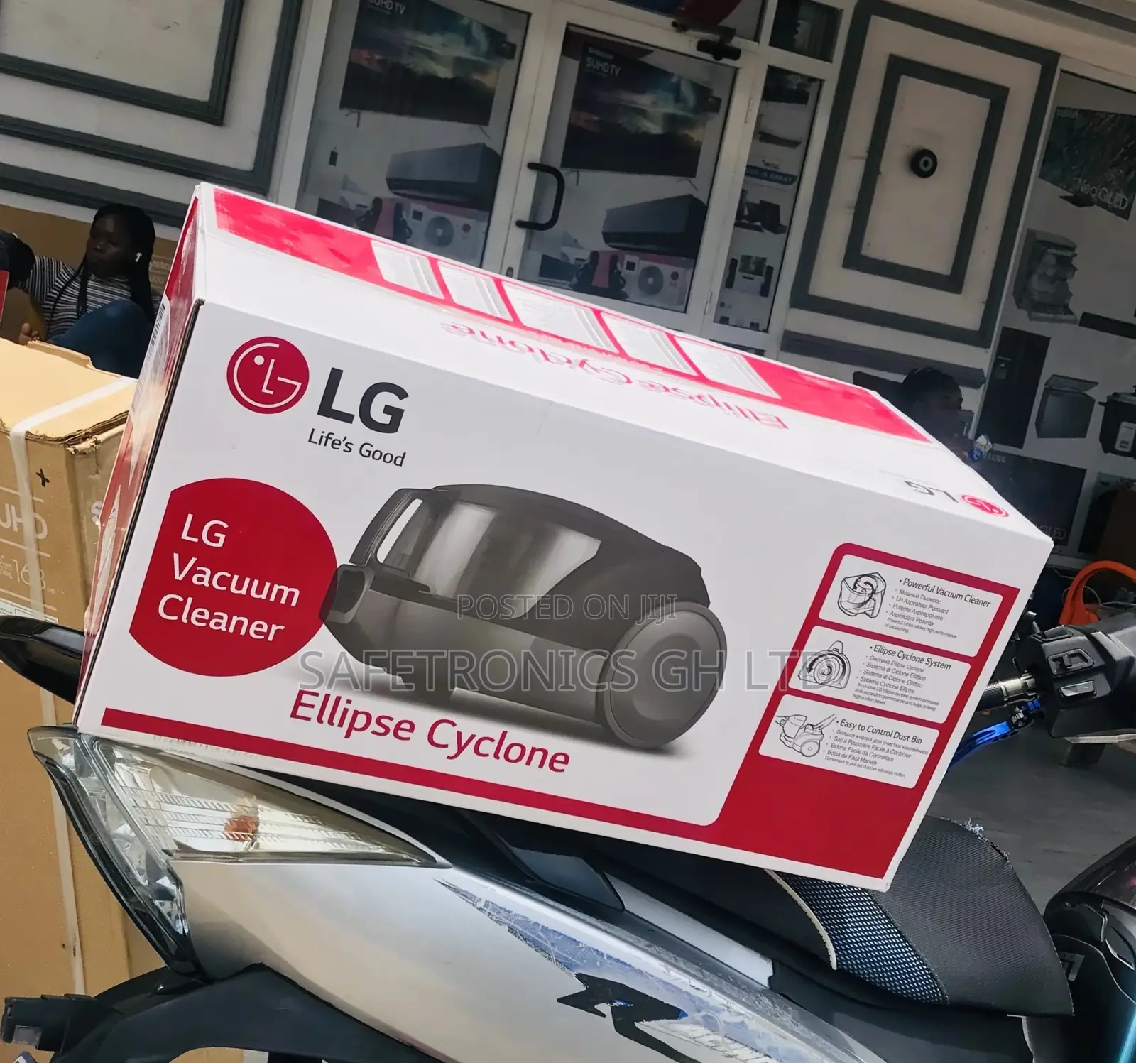  Quality LG Vacuum Cleaner 2000W Red/Black  Vc5420nntr