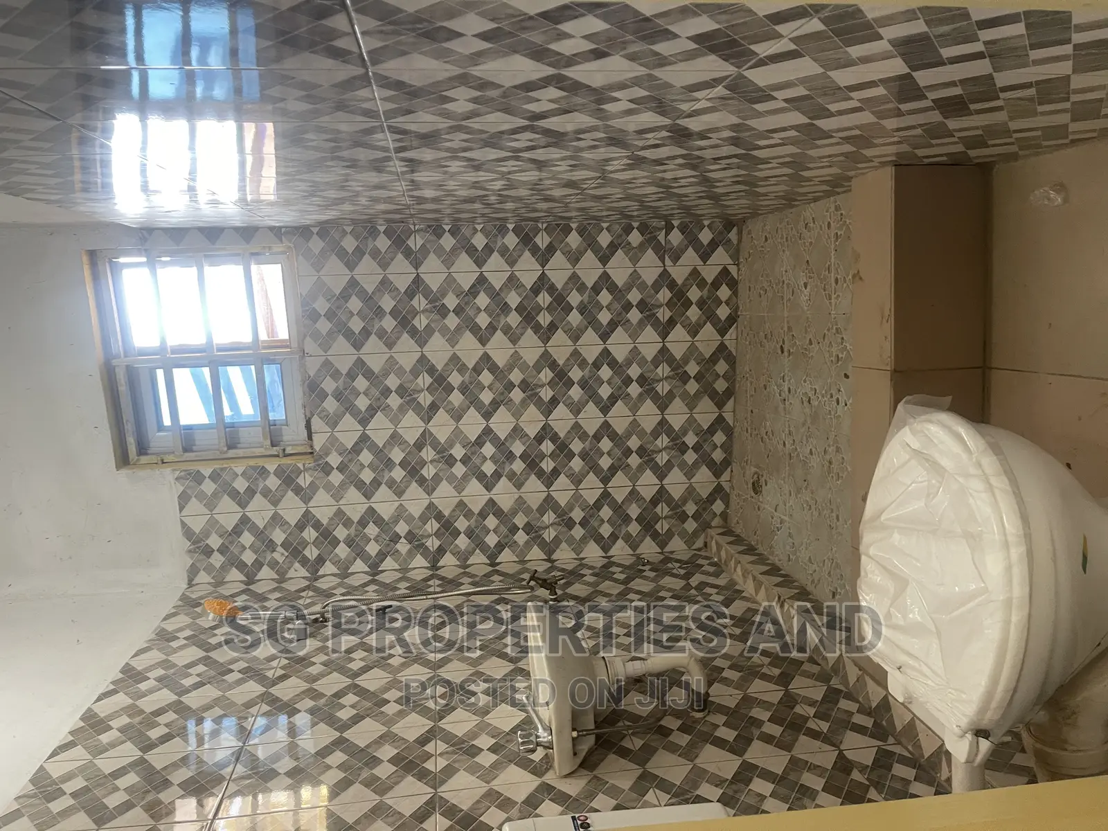 2bdrm Apartment in Lashibi, Spintex for rent