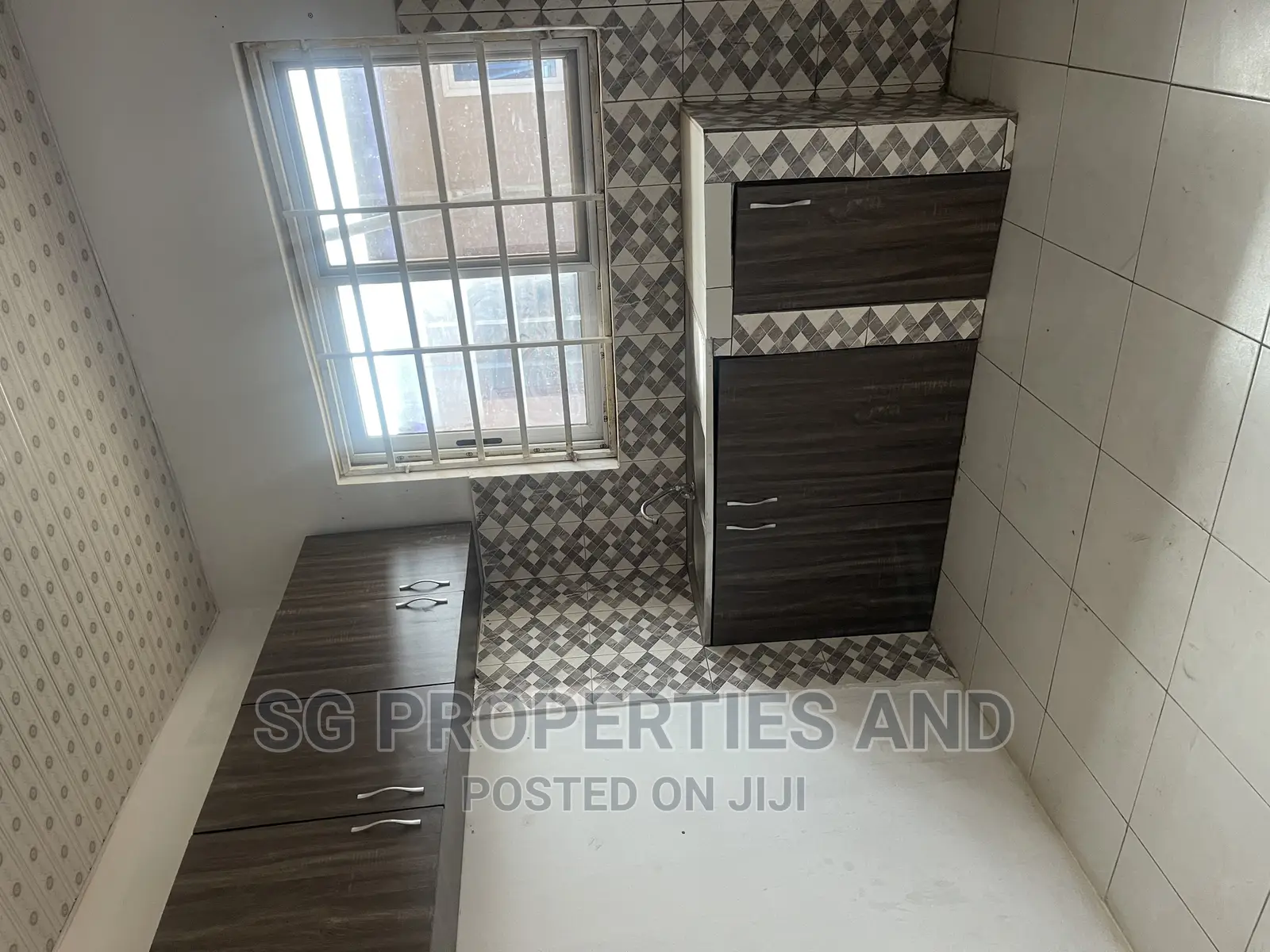 2bdrm Apartment in Lashibi, Spintex for rent