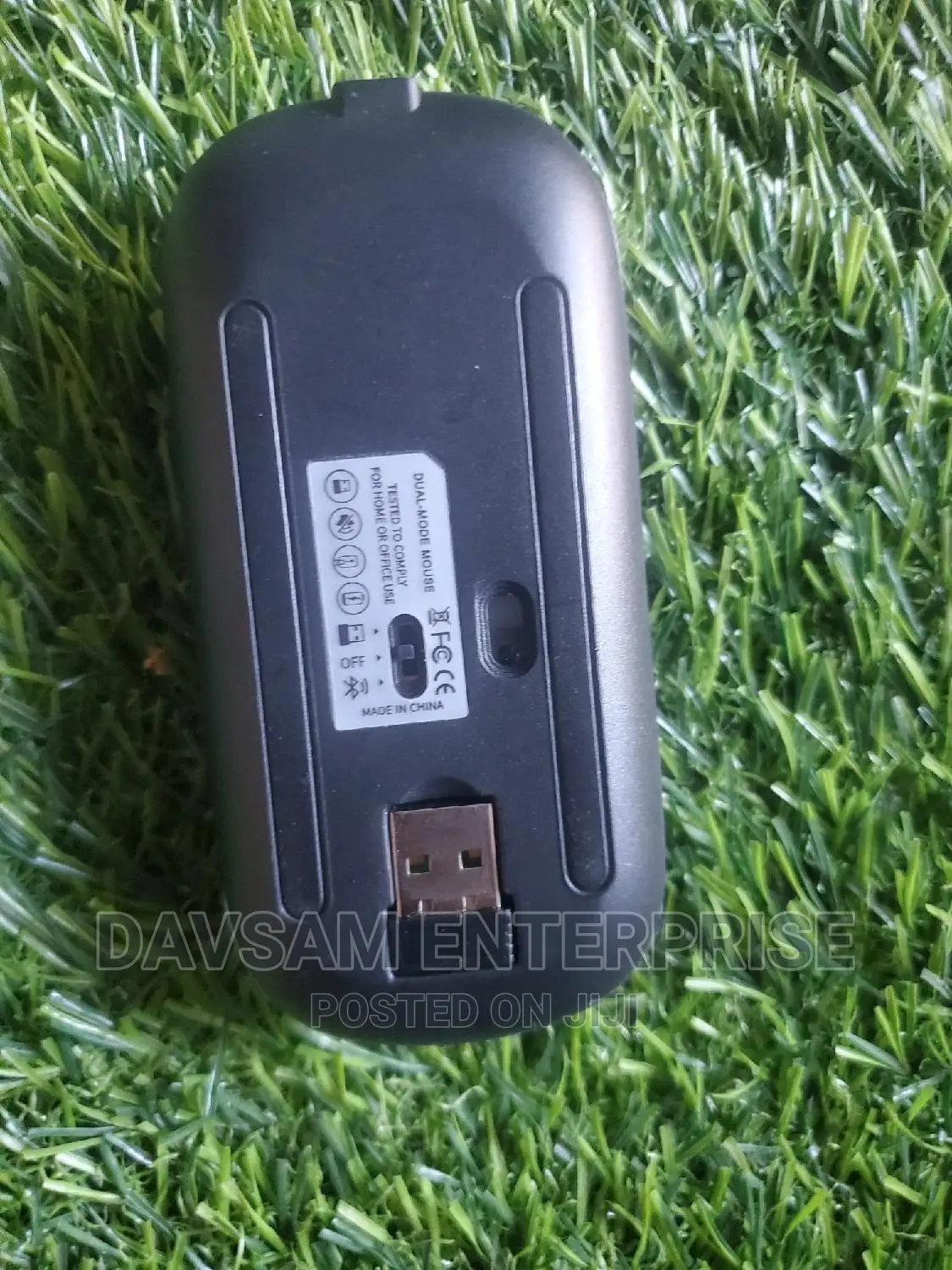 Chargeable and Bluetooth Cordless Mouse